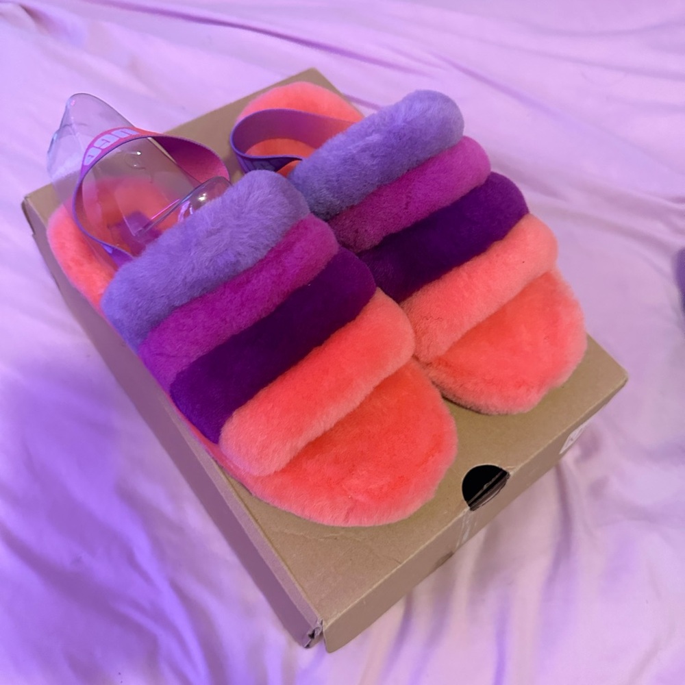 Ugg slides